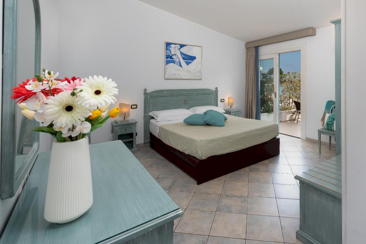 Hotel Riviera Сан-Вито-Ло-Капо Экстерьер фото